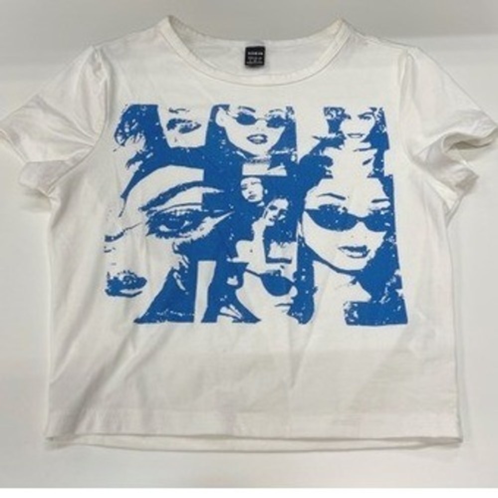 Shein White Blue Graphic Face Print Crop Top Tee Shirt Womens Small‎ Streetwear